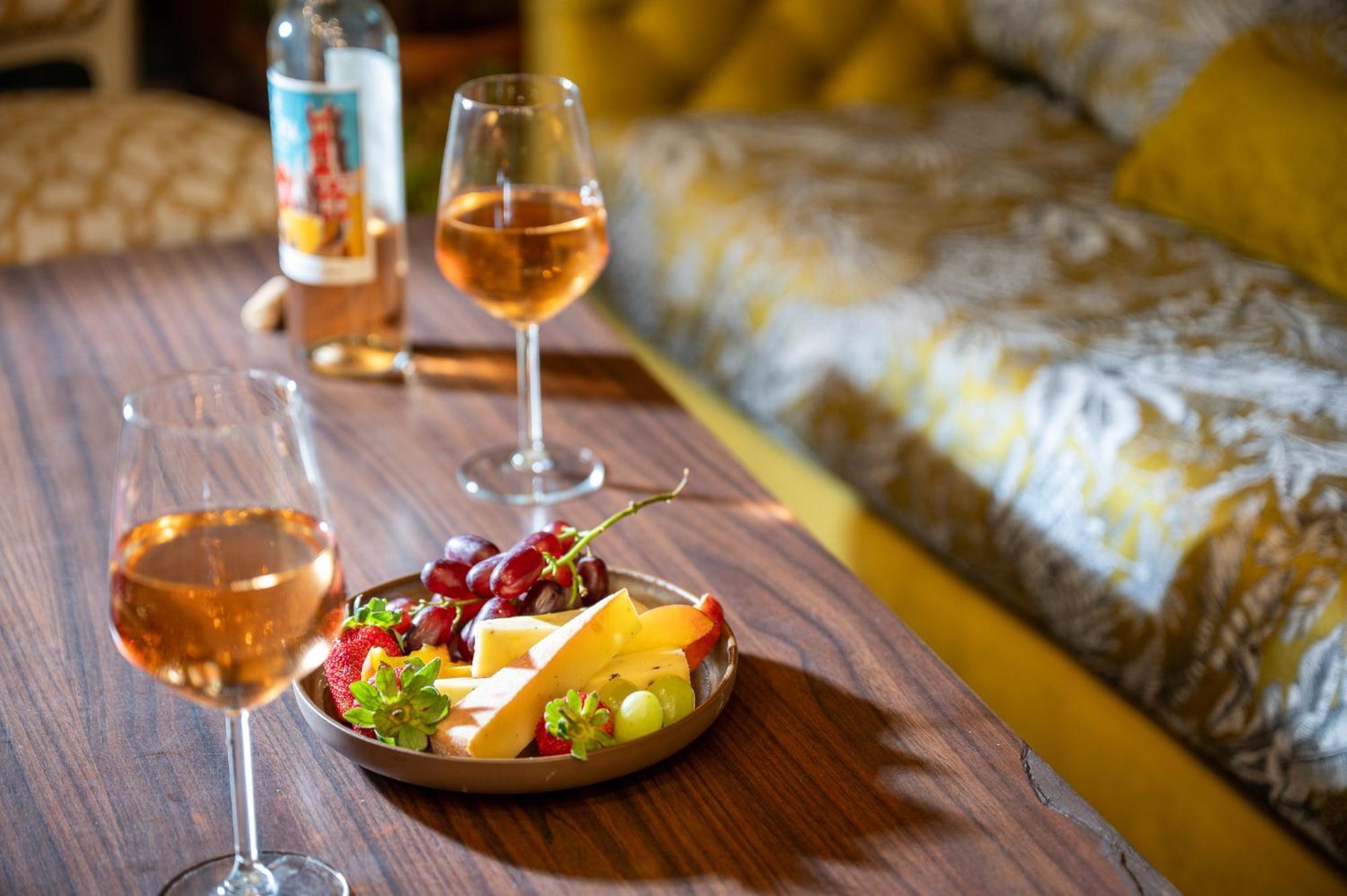 Hotel Casa Suzanna Tel-Aviv Ngoại thất bức ảnh